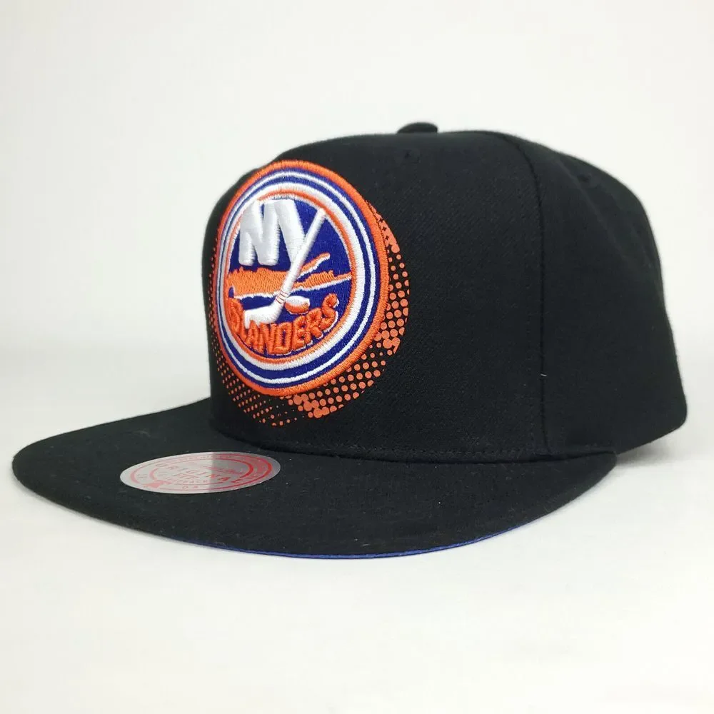 NY Islanders Mitchell & Ness NHL Snapback Hat Cap 3D Logo Gradient Art Black NWT